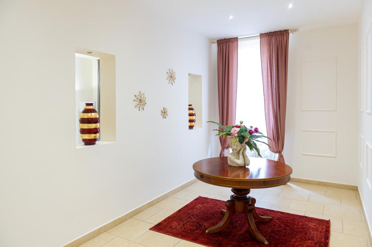 Internotre Luxury Apartment Μπάρι Εξωτερικό φωτογραφία